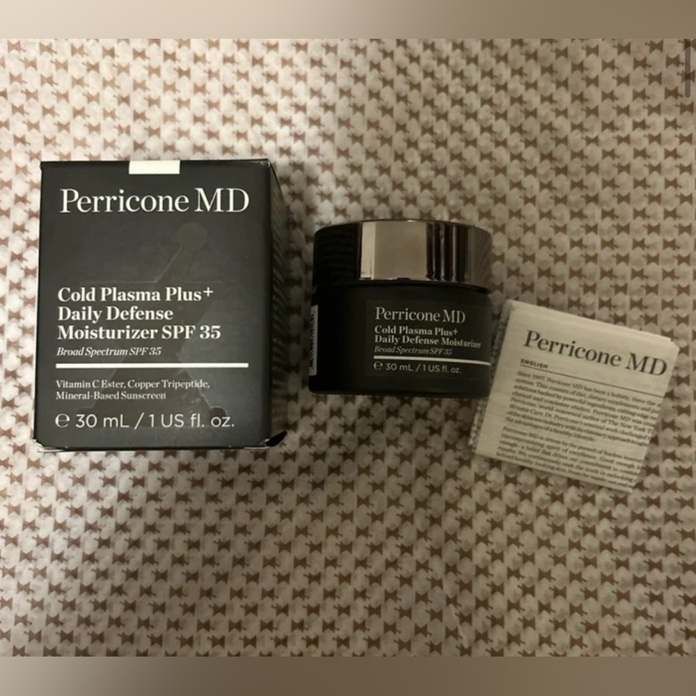 Perricone MD Moisturizer w/spf 35 + FREE Perricone gift!
